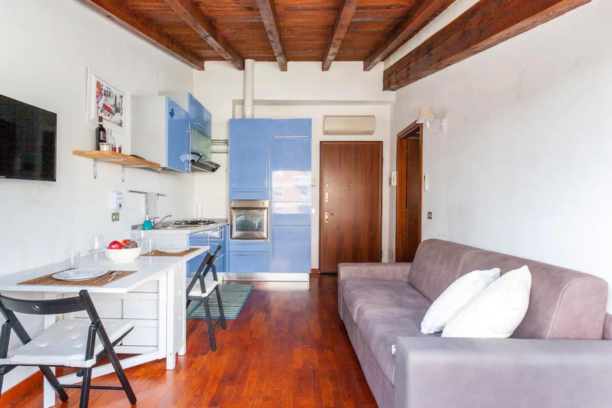 ミラノCivico288-Romantic Attic Near Ieo-Bocconi-F Pradaアパートメント エクステリア 写真