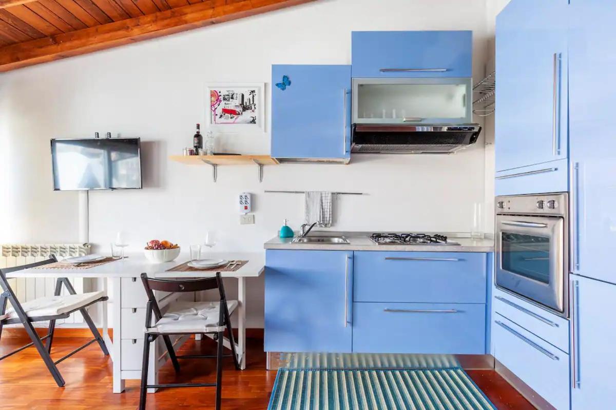 ミラノCivico288-Romantic Attic Near Ieo-Bocconi-F Pradaアパートメント エクステリア 写真